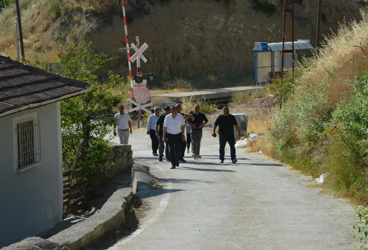Havza'da Kırsal Mahallelerde Yol Çalışmaları Sürüyor