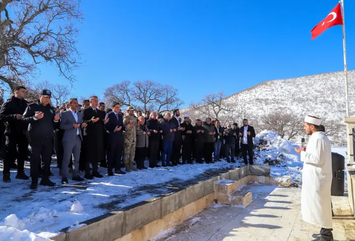 Mardin’de 32 yıl önce PKK’nın katlettiği 21 kişi anıldı