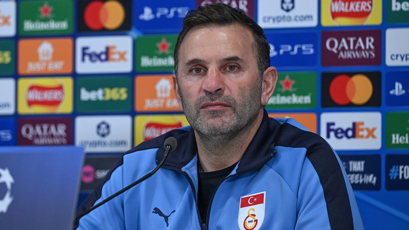 Okan Buruk'tan Liverpool maçı sonrası takıma izin
