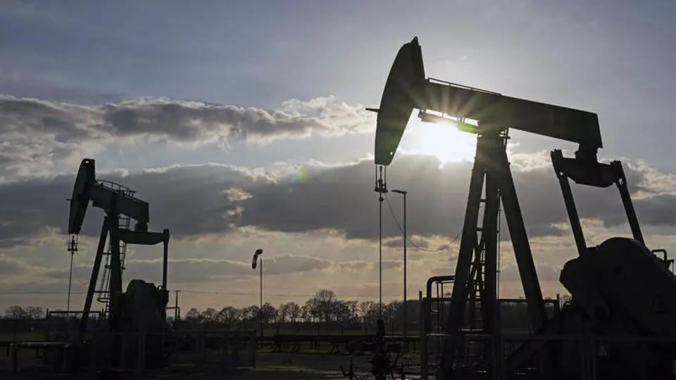 Petrol yatırımlarında yüzde 6 düşüş öngörülüyor