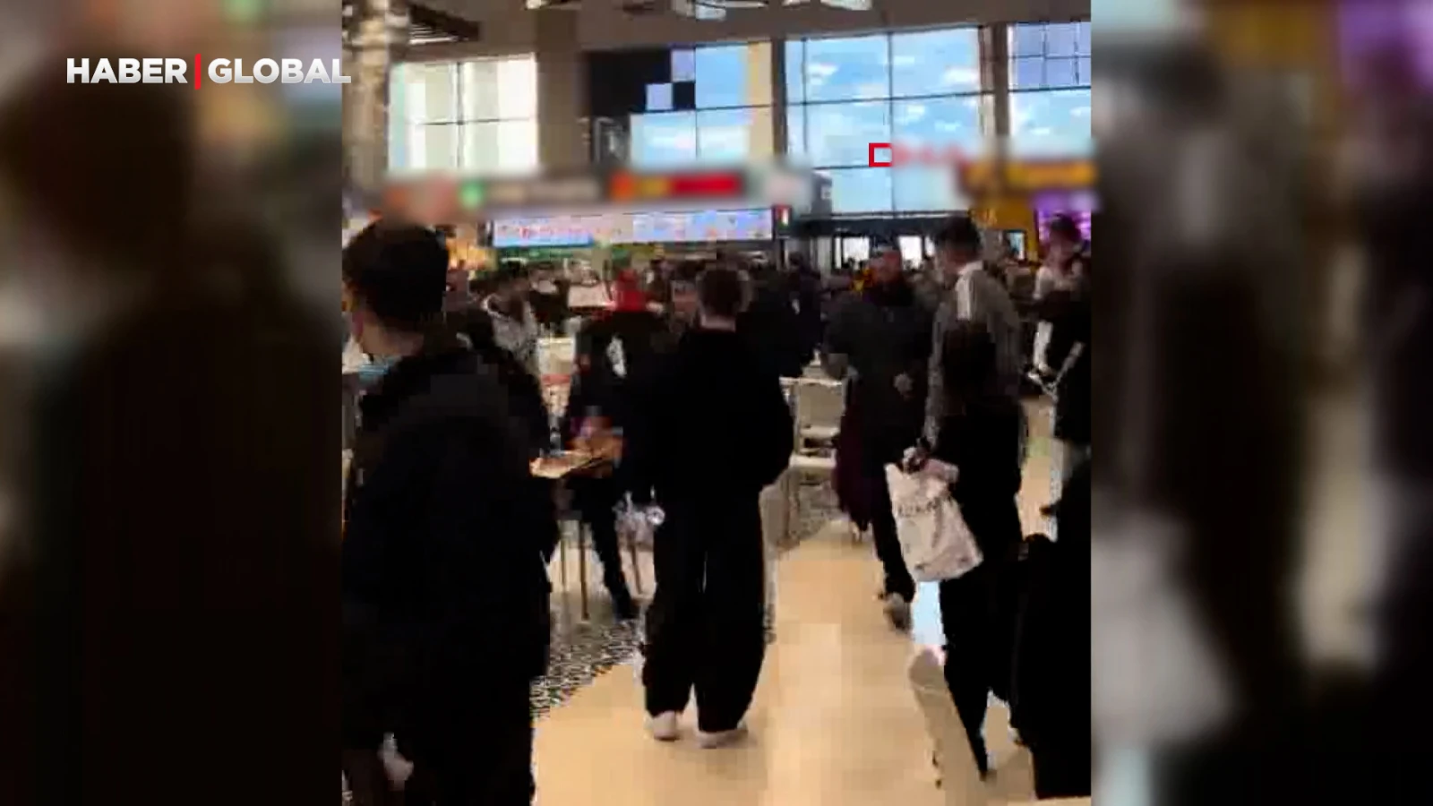 Ankara'da "ne bakıyorsun" kavgası! O anlar kamerada