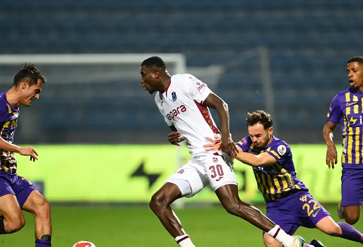 Trabzonspor’a Eyüpspor deplasmanında tek gol yetti