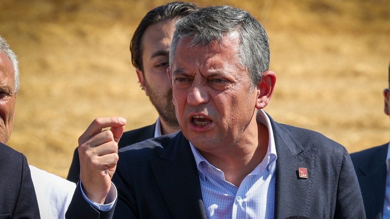 Mahkeme heyetini eleştiren Özgür Özel'e jet hızıyla soruşturma