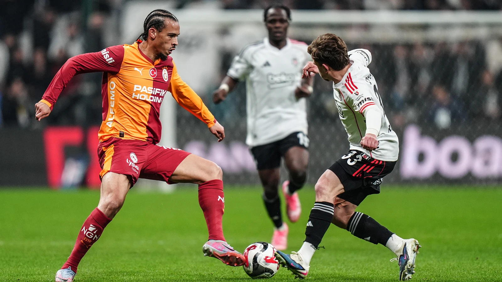 Almanya'da Leroy Sane'yi yerden yere vurdular! "Kötü bir son! Sakarca"