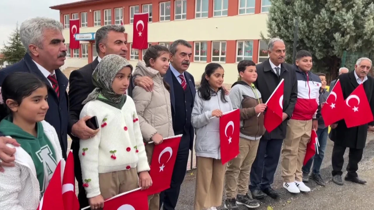 Bakan Tekin duyurdu! Din kültürü derslerinde yeni dönem