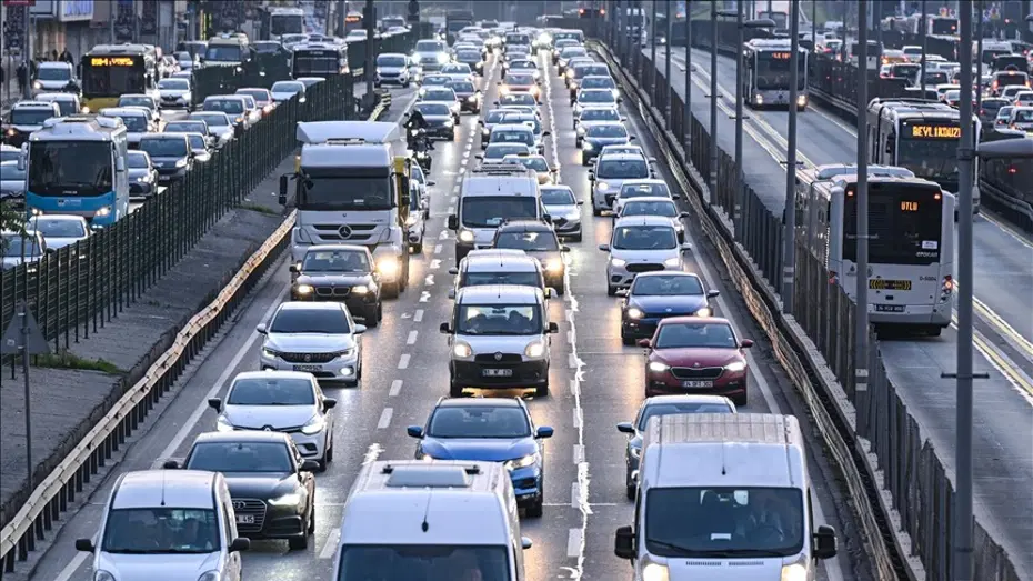 İstanbul'da yılbaşı tedbirleri. 8 ilçeye ağır araç girişi yasak