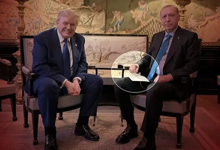 Erdoğan ve Trump yan yana! Görüşmede dikkat çeken detay: Zarfta ne var?