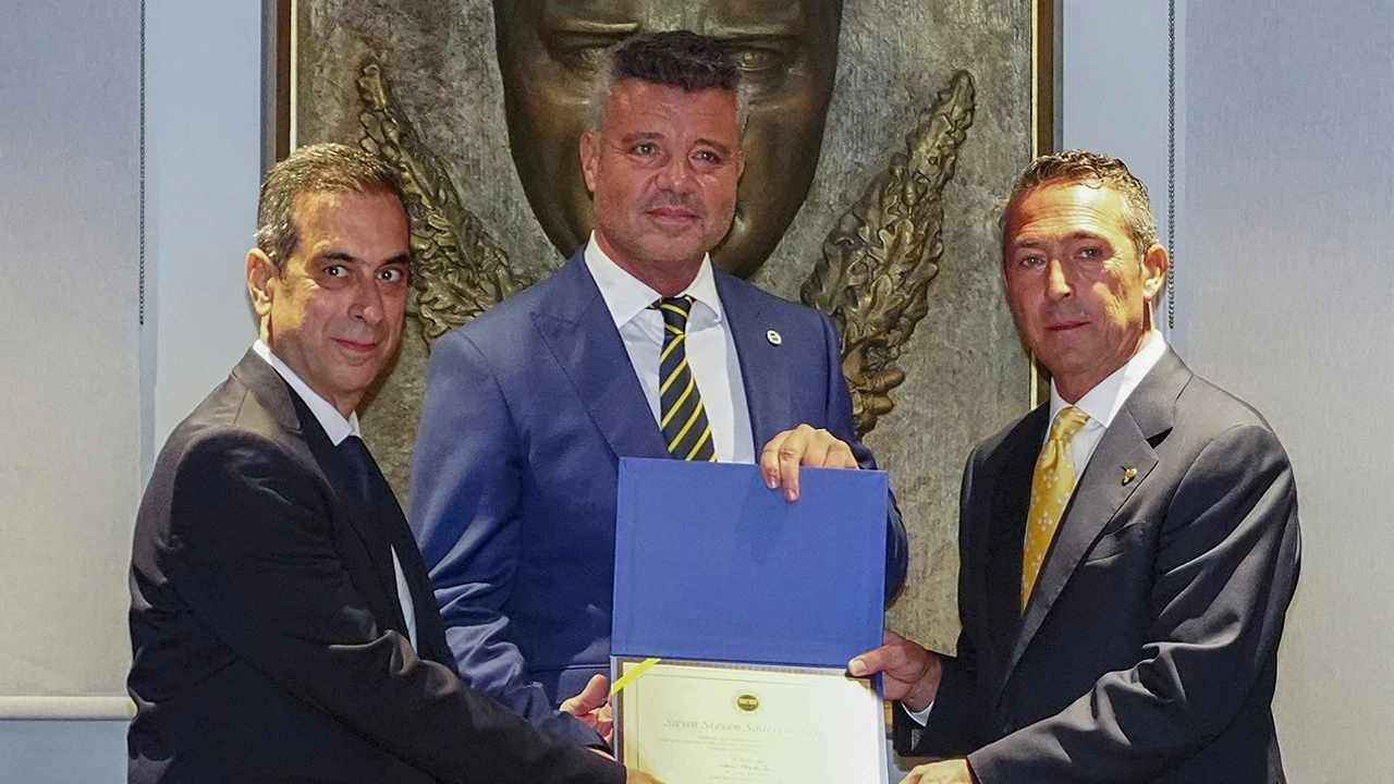 Sadettin Saran ve yönetim kurulu üyeleri mazbatalarını aldı