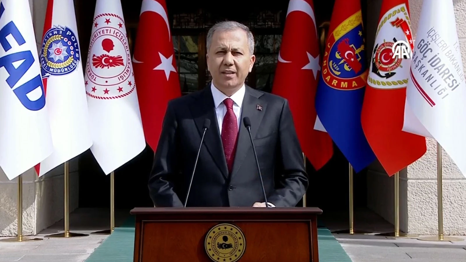 Bakan Yerlikaya: Eylemlerde 260 şüpheli tutuklandı
