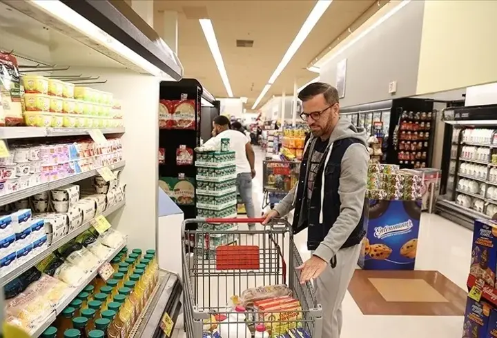 ABD ekonomisinde alarm: Tüketici güveni dibe vurdu