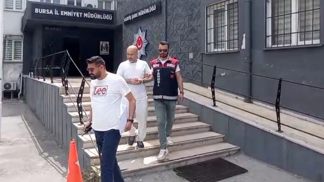 İşe girdim diye sevinirken patronu tarafından büyük dolandırıldı