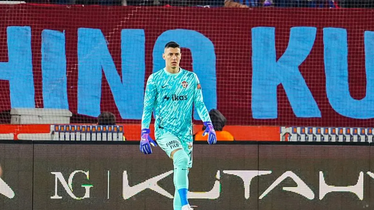 TRANSFER HABERİ - Berke Özer için flaş Premier Lig iddiası! İki kulüp devrede