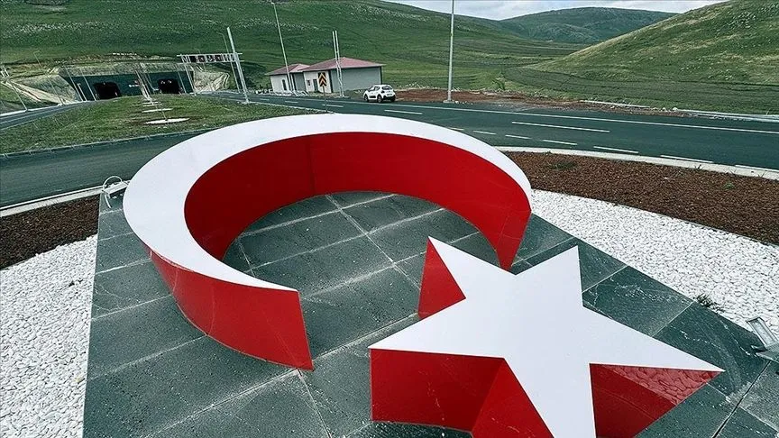 Sürücülere nefes aldıran Aşık Şenlik Tüneli'nden 6 ayda 70 bin araç geçti
