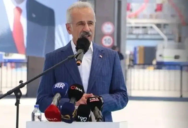 Bakan Uraloğlu Duyurdu! İstanbul-Çanakkale Ulaşımı 2 Saate İniyor