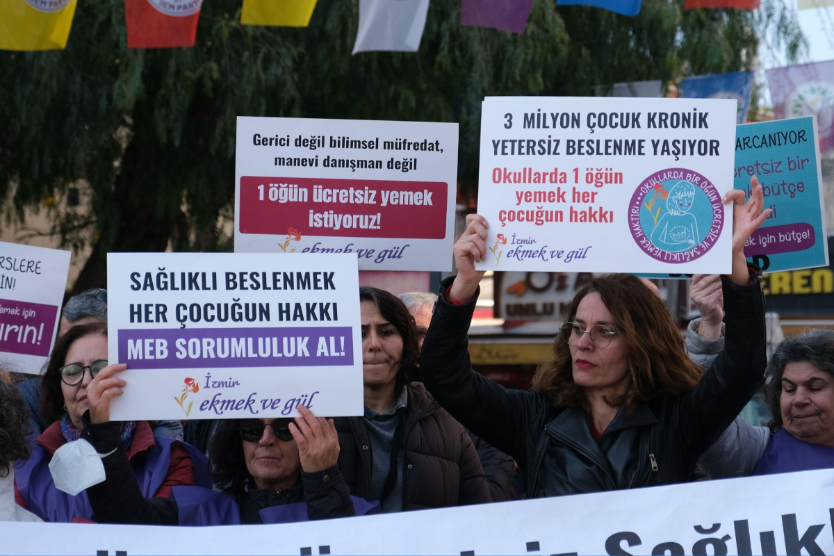 Edremit’te Velilerden Okullarda 1 Öğün Ücretsiz Yemek İsyanı: 'Anketten Haberimiz Bile Yok'