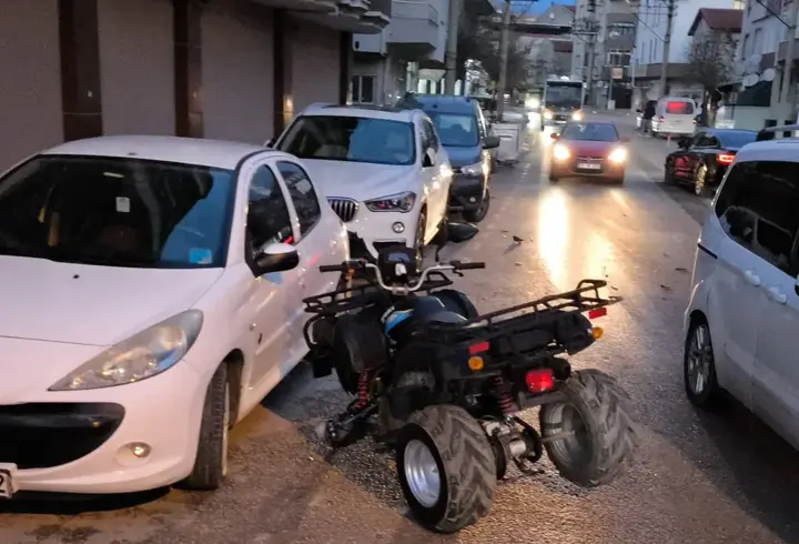 Askeri araca ve otomobile çarpan ATV’nin alkollü sürücüsü yaralandı