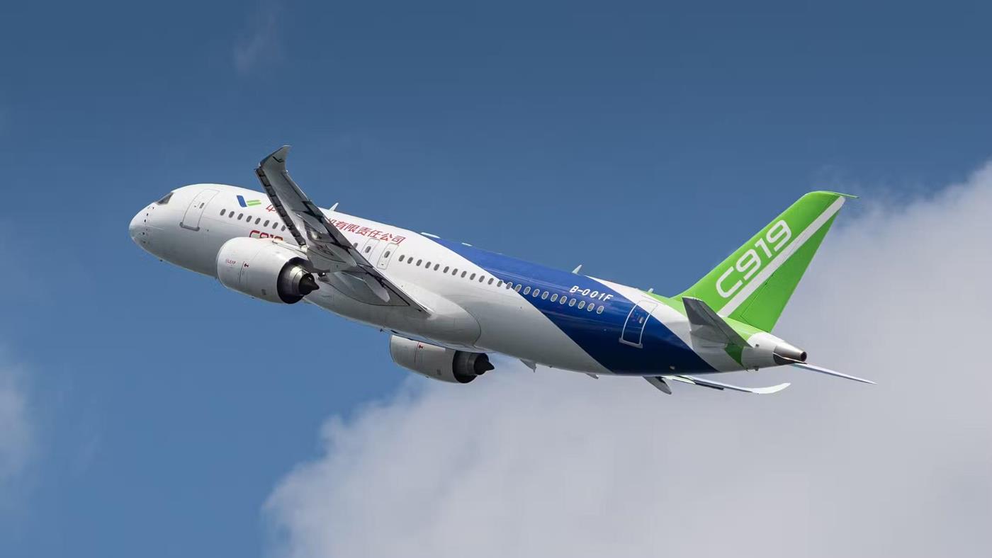 Çinli COMAC, Boeing ve Airbus'a ciddi bir rakip olma yolunda ilerliyor