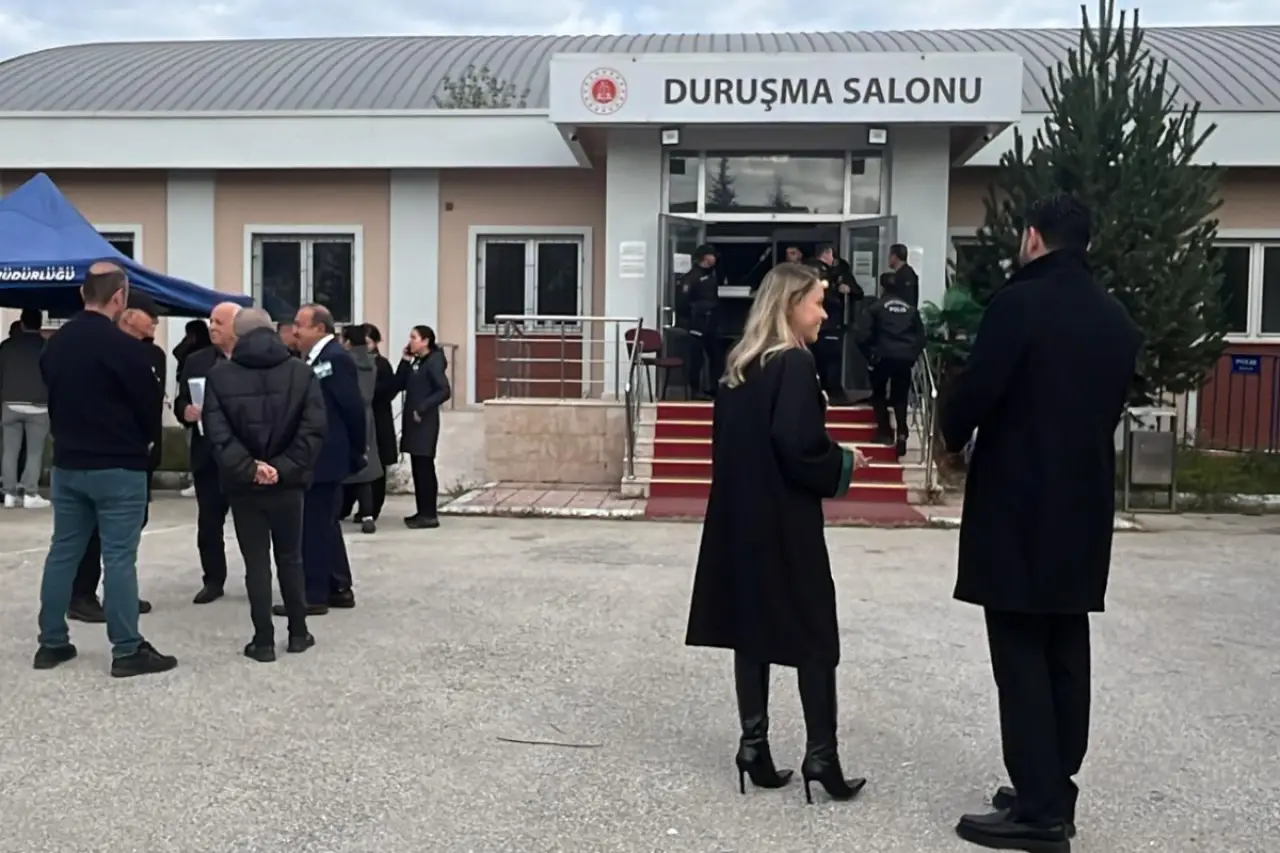 Tanju Özcan'ın Yardımcısı Süleyman Can Da 'Çıktıktan Sonra Siyaset Yapmayacağım' Dedi