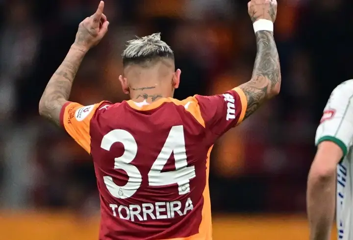 Lucas Torreira: Takım olarak daha iyi olmalıyız