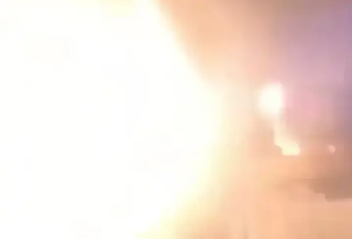 Hatay'da 6 kişinin etkilendiği yangındaki patlamalar kamerada