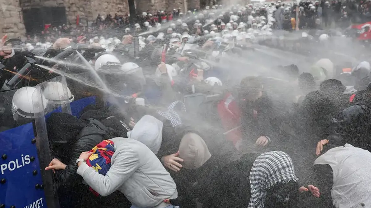 İmamoğlu protestolarında tutuklu sayısı 301 oldu, gençler bayramı cezaevinde geçirecek