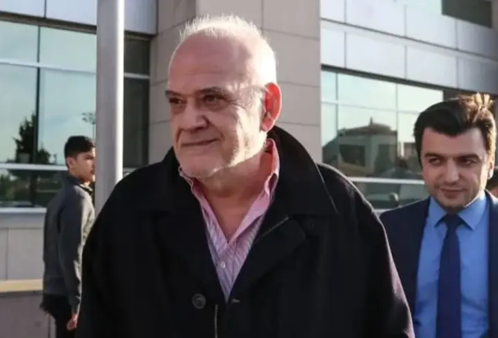 Bahis soruşturmasında gözaltına alınan Ahmet Çakar hastaneye kaldırıldı
