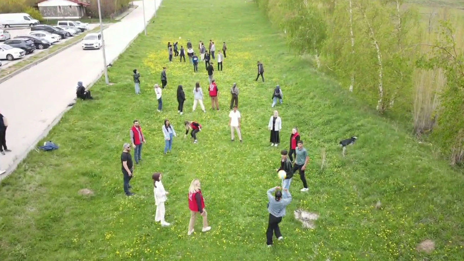 Polisten öğrencilere anlamlı 19 Mayıs etkinliği