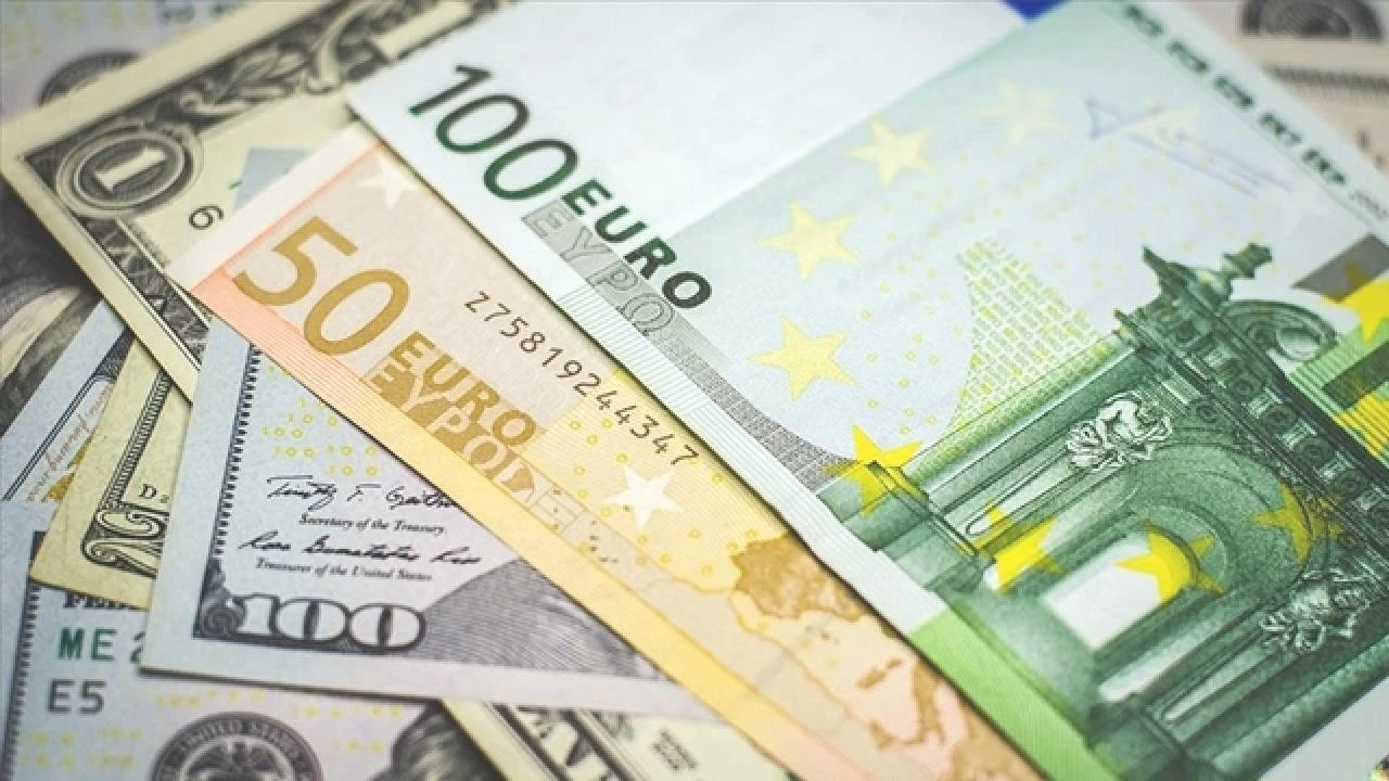 Euro 17 Ayın Dibine Geriledi: Dolar FED Kararı Öncesi Güçlendi