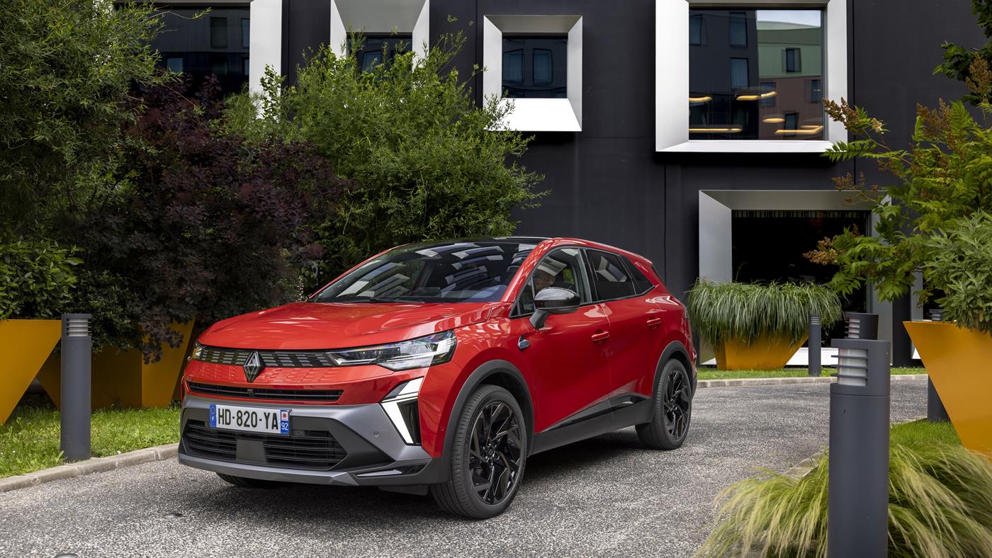 Renault Symbioz ve Espace'a yeni tam hibrit motor desteği