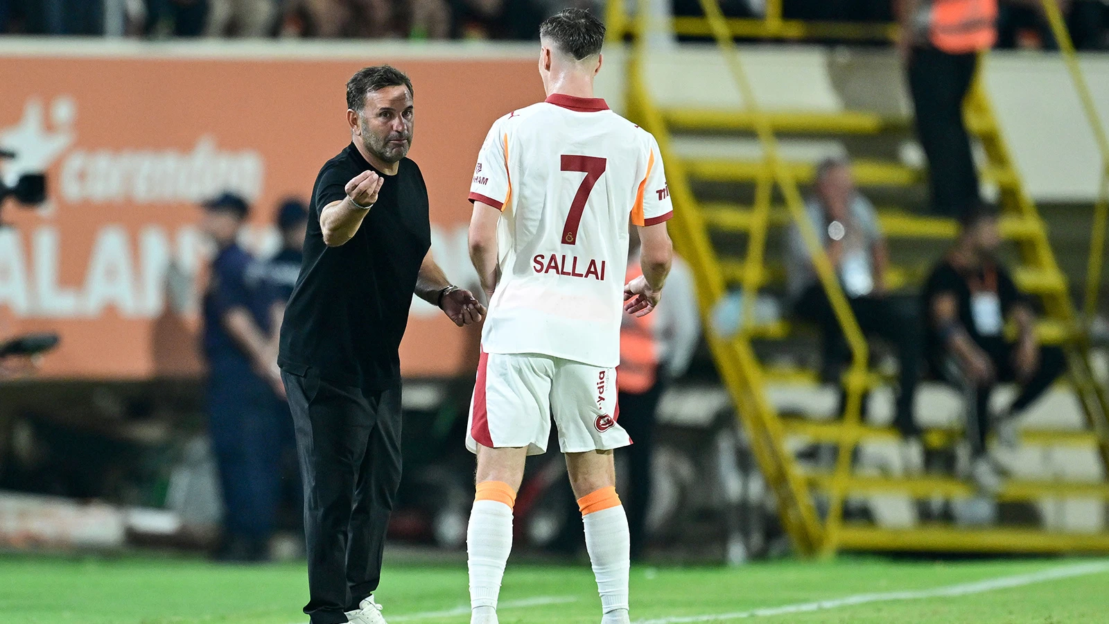 Galatasaray Teknik Direktörü Okan Buruk: "7'de 7 yapmanın mutluluğunu yaşayamadım"