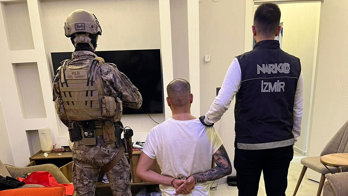 Son Dakika! Almanya'nın Aradığı Suçlu İzmir'de Yakalandı