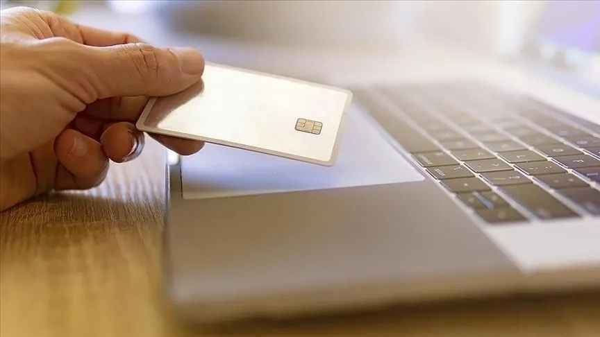 Ticaret Bakanı Bolat: Türkiye'de e-ticaret hacmi 3 trilyon 162 milyon lira oldu