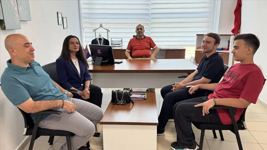 YKS birincisi ağabeyini örnek alan Eray, LGS sınavında tam puan aldı