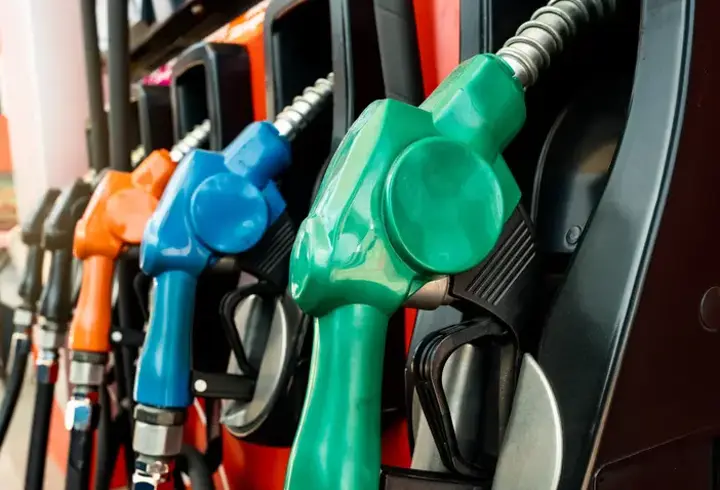 Sürücülere nefes aldıran gelişme! Motorin zammı durduruldu