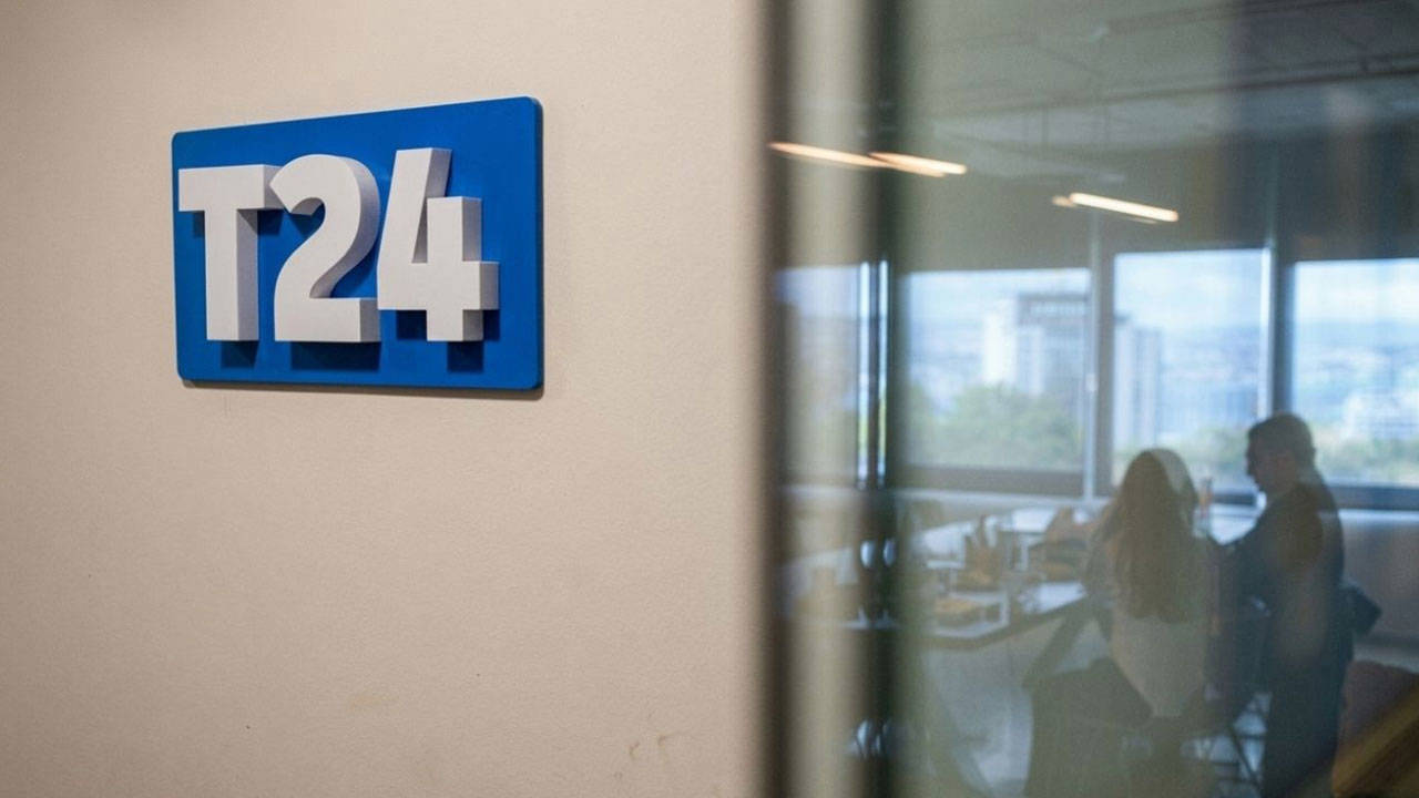 Depremzedelerden Açıklama: "T24 Ve Halk TV’nin Kapatılmasını Kabul Etmiyoruz"