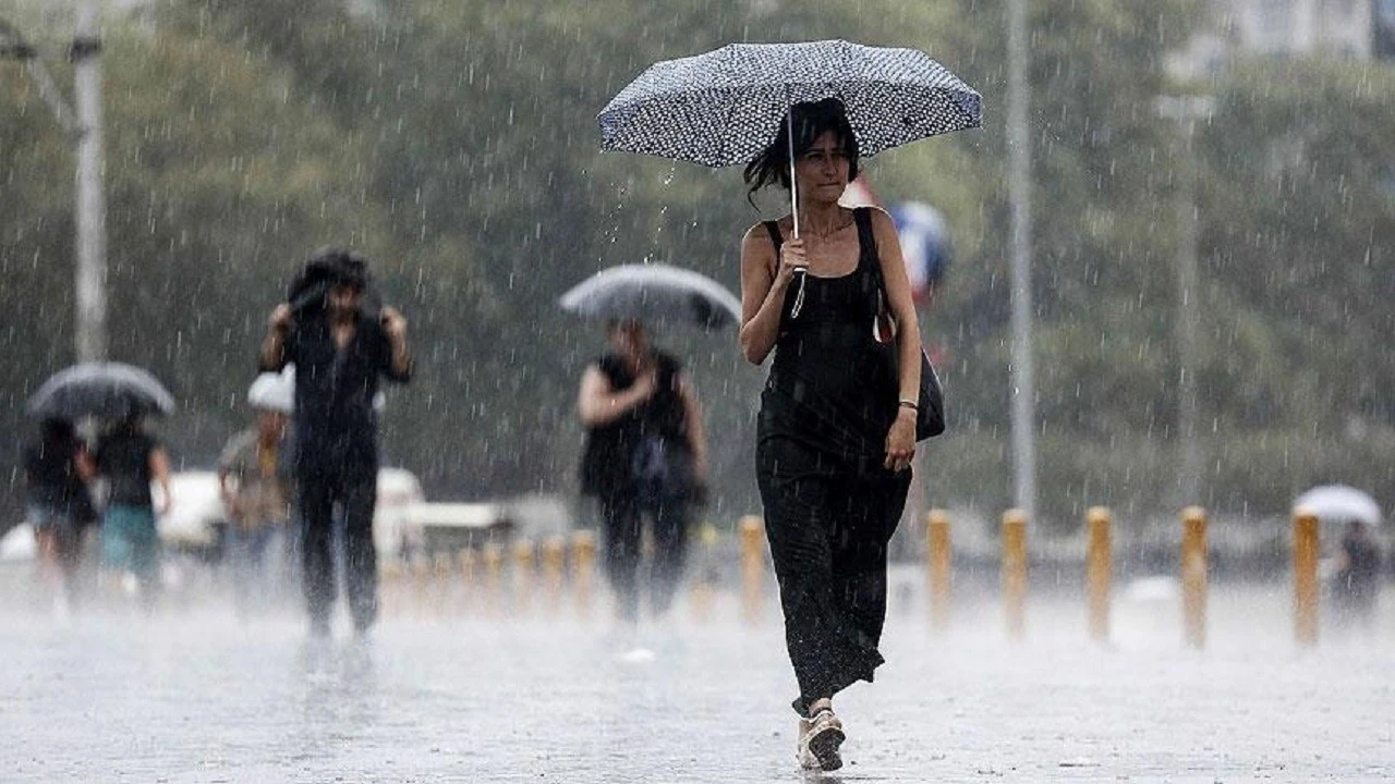 Meteoroloji şehir şehir uyardı: Sağanak etkisini artıracak