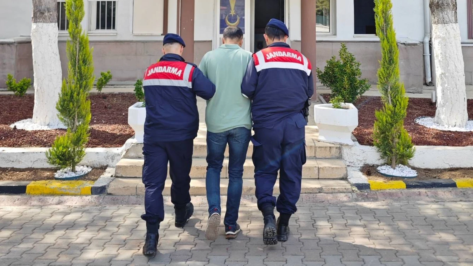 Her yerde aranıyordu! Firari hükümlü yakalandı
