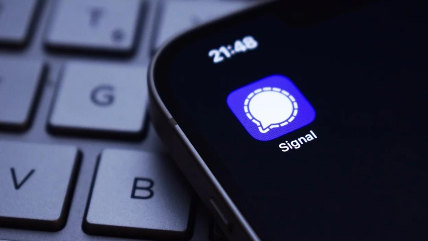 FBI, iPhone’dan silinmiş Signal mesajlarını geri getirdi