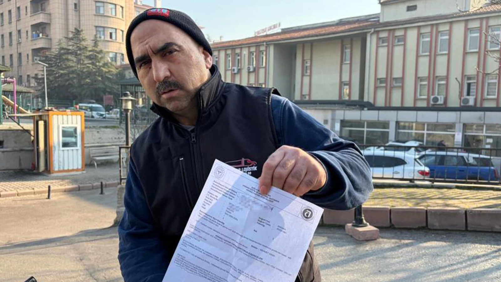 Sigortasız işçiyi patron ve patronun oğlunun darbettiği iddiası