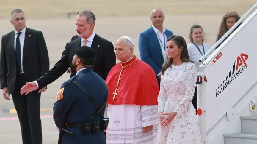 Papa 14. Leo'nun bir haftalık İspanya ziyareti başladı