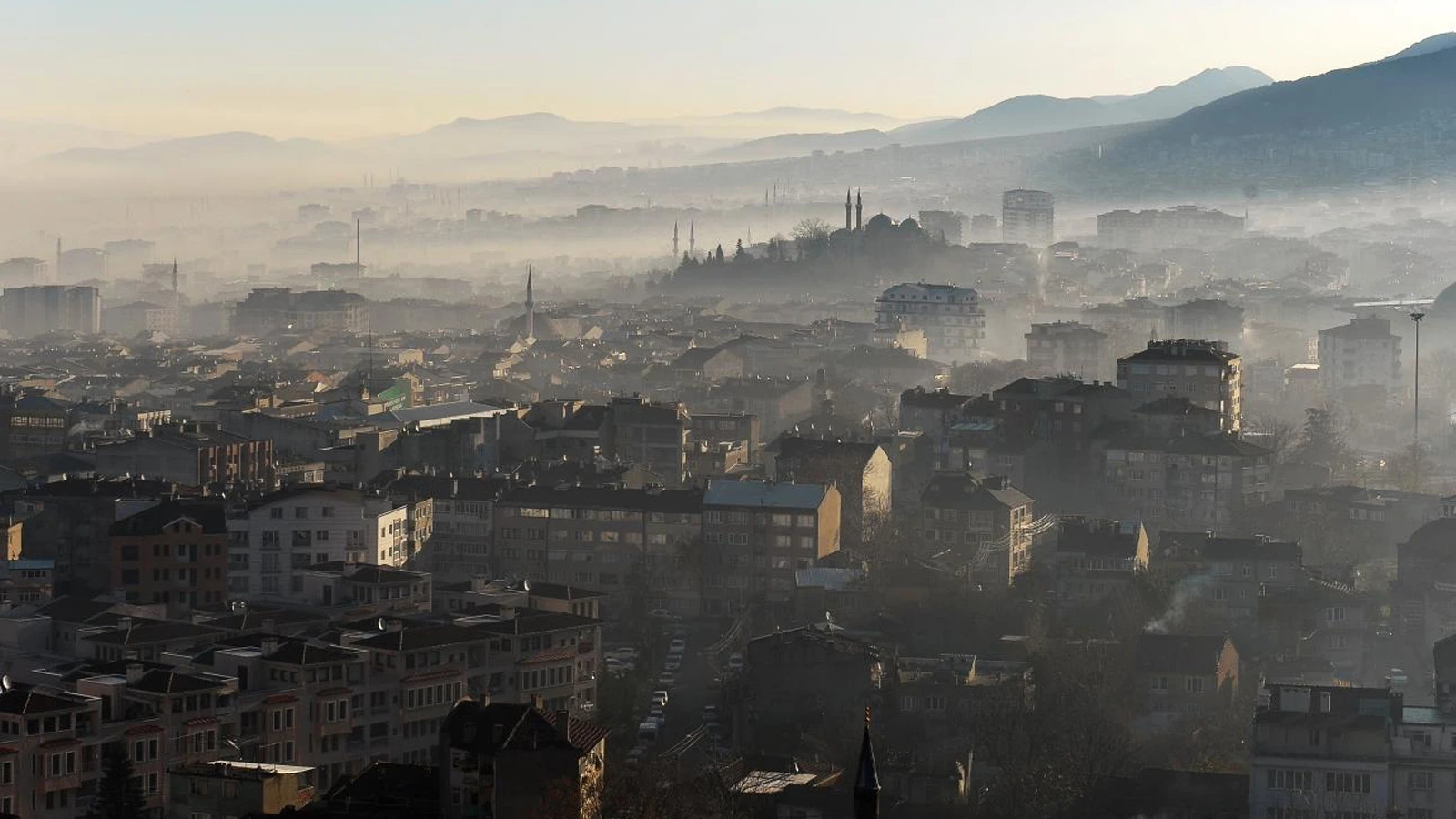 Türkiye'de havası en kirli üç şehir belli oldu