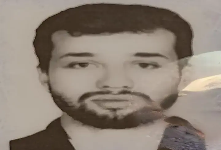 Kamyonun altına giren otomobilin sürücüsü kurtarılamadı