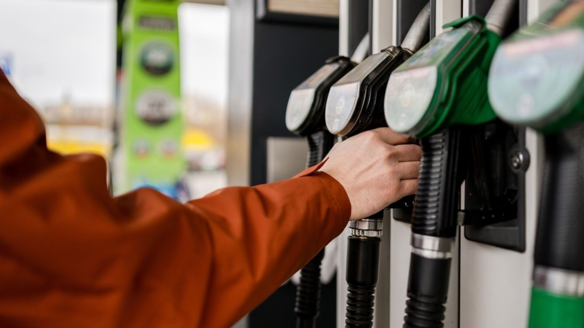 Son Dakika | Araç Sahiplerini Sevindirecek Haber: Benzine İndirim Geldi! İşte 22 Ekim 2026 Akaryakıt İndirimi Sonrası Güncel Motorin, Lpg Ve Benzin Fiyatları... - Ekonomi Haberleri - Habertürk