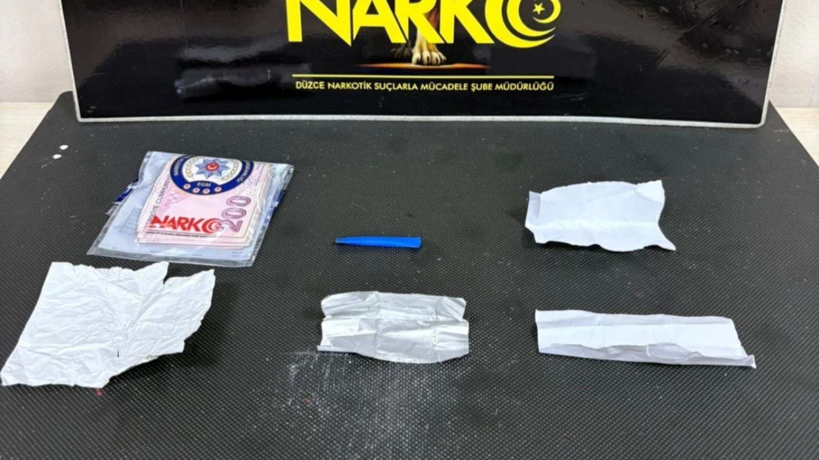 Düzce'de uyuşturucu operasyonu: İki şüpheli tutuklandı