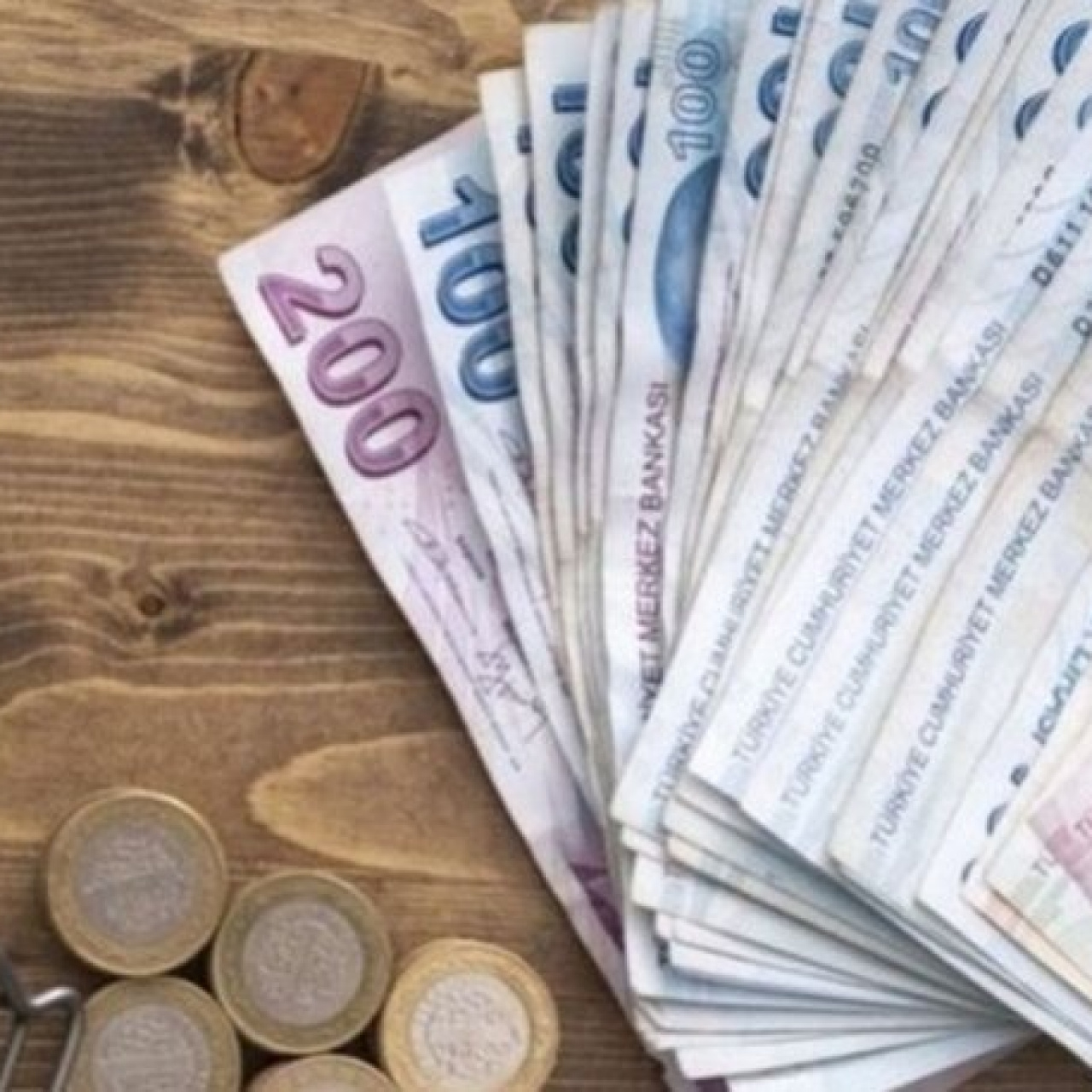 En düşük emekli maaşı ne kadar olacak?