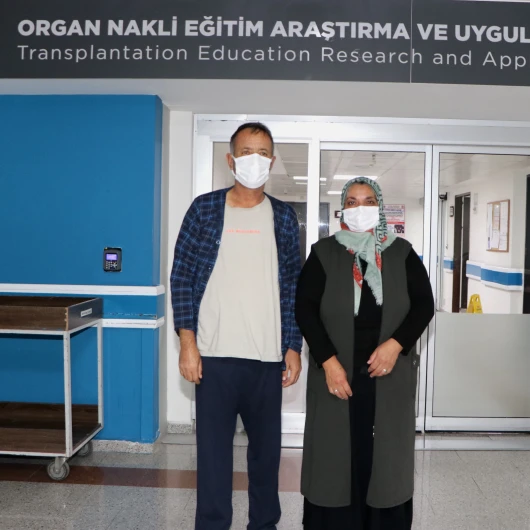 Ailesinden 10 Kişi Denendi Hiçbiri Uymadı: Böbrek Hastası Adam Kadavra Bağışıyla Hayata Tutundu