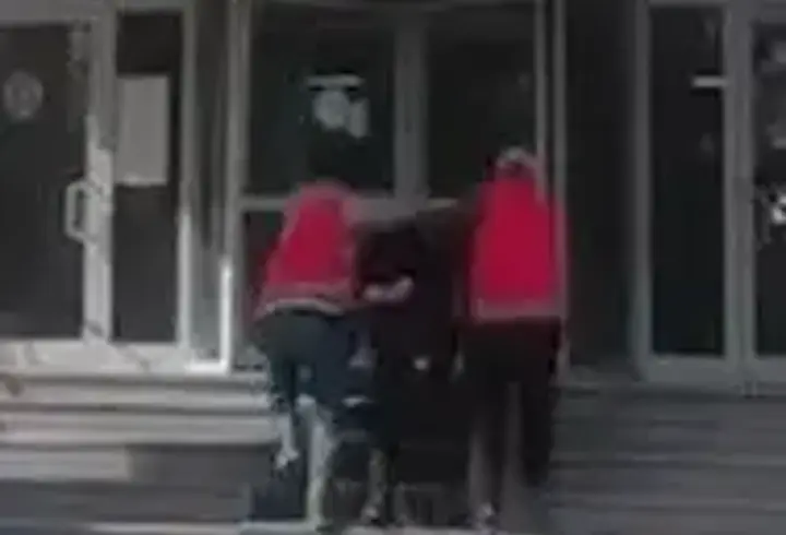 Kayseri’de 33 yıl hapisle aranan firari hükümlü yakalandı