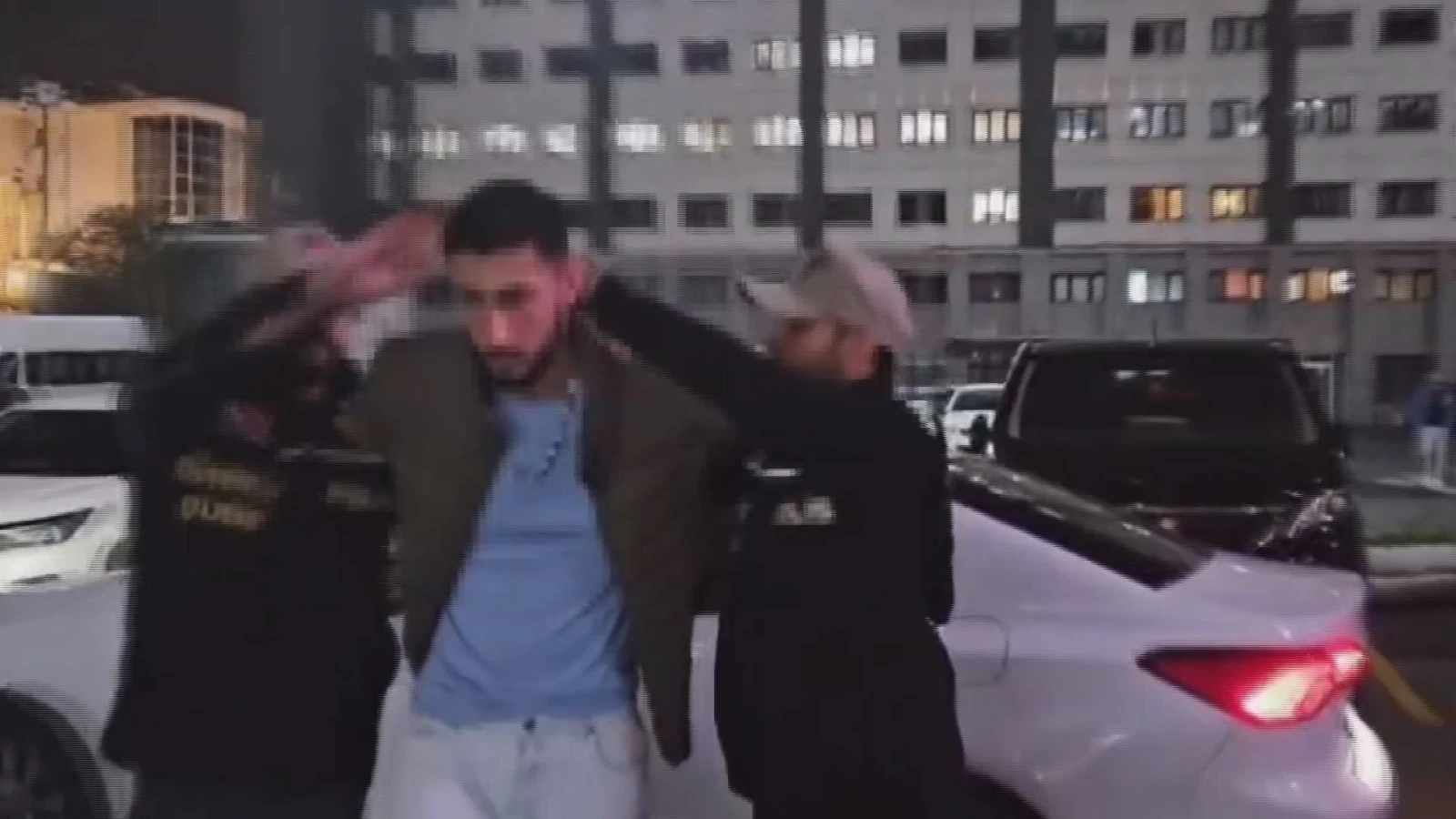 Beyoğlu'nda tasma olayında iki kişi tutuklandı 