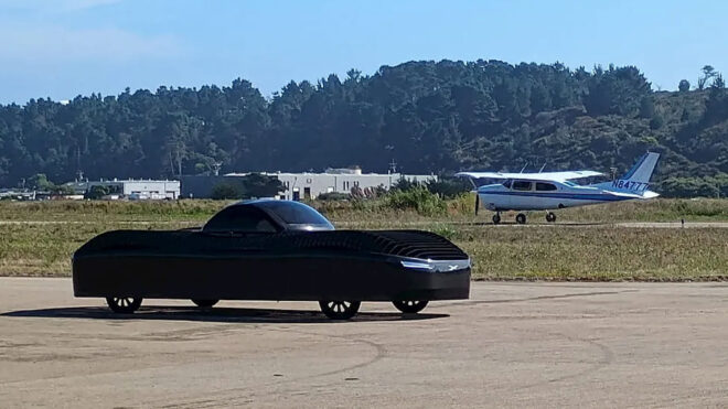 Uçan otomobil modeli Model A’nın testleri için iki havalimanıyla anlaşma imzalandı