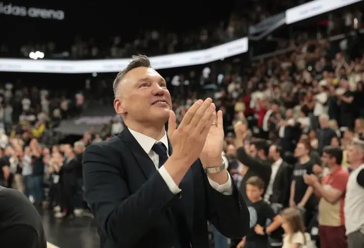 Fenerbahçe Beko Başantrenörü Sarunas Jasikevicius'dan, Kendrick Nunn açıklaması